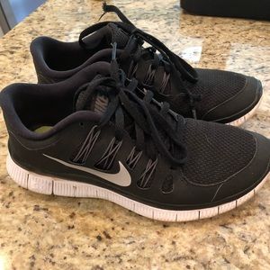 Nike RN free running shoes 9.5